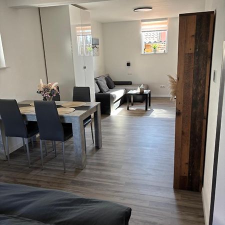 Ferienwohnung In Der Suedpfalz Zeiskam エクステリア 写真