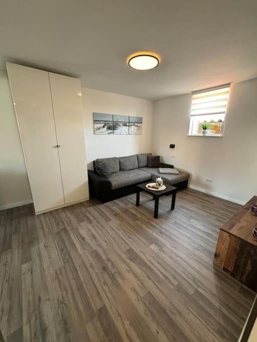 Ferienwohnung In Der Suedpfalz Zeiskam エクステリア 写真