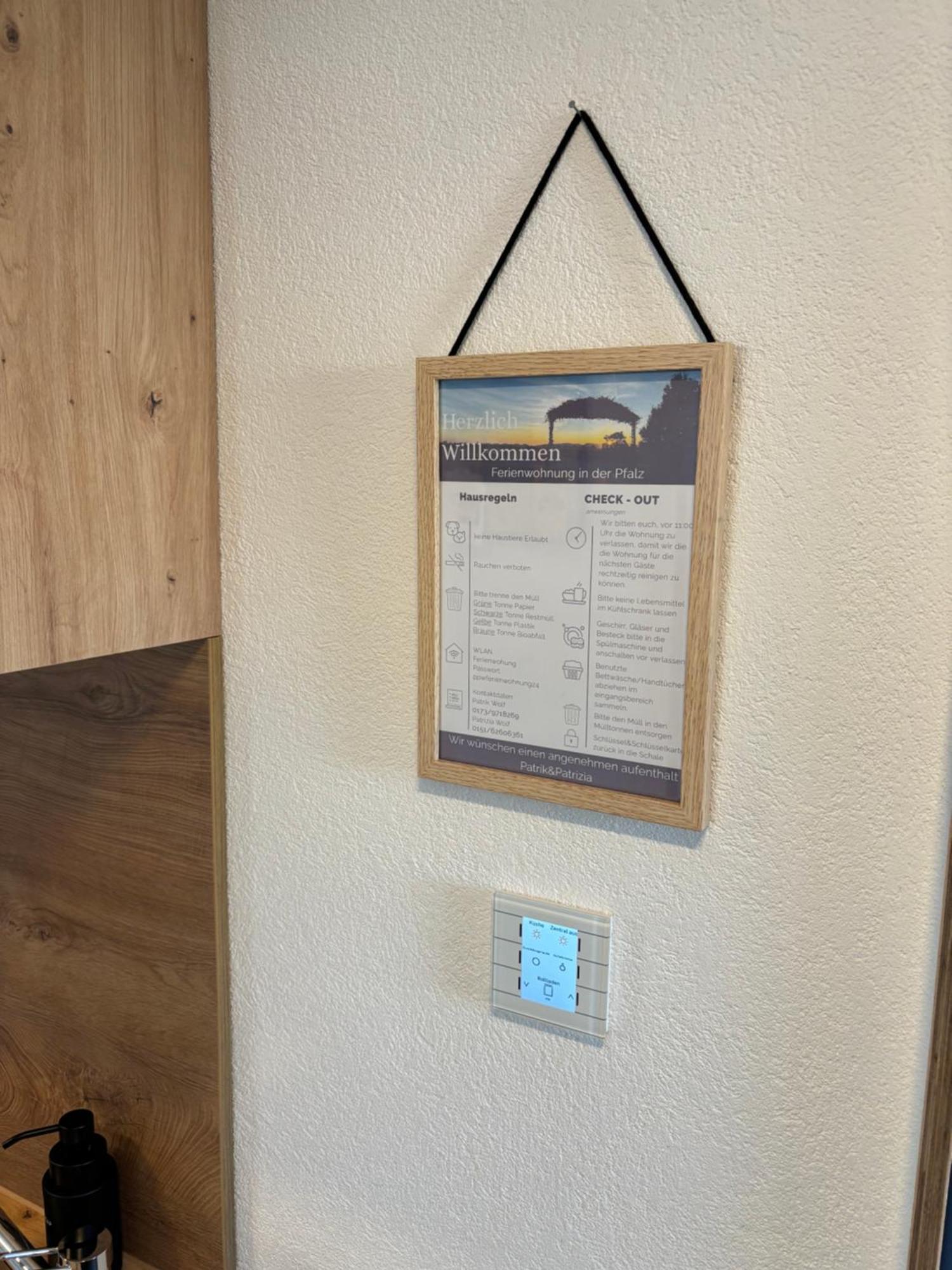 Ferienwohnung In Der Suedpfalz Zeiskam エクステリア 写真