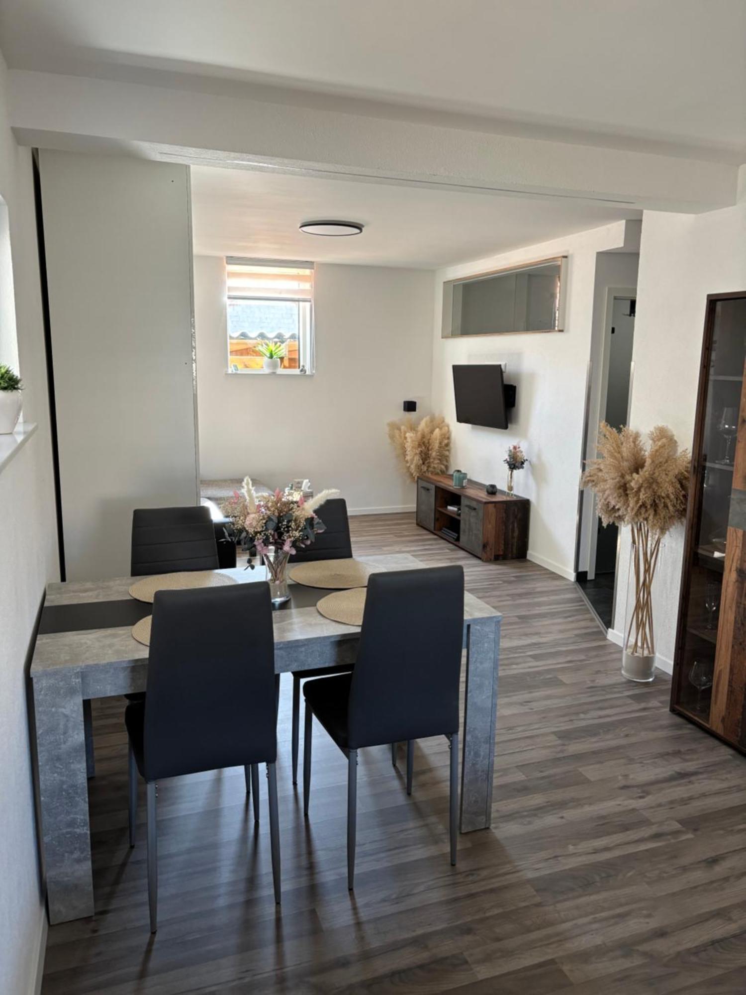 Ferienwohnung In Der Suedpfalz Zeiskam エクステリア 写真